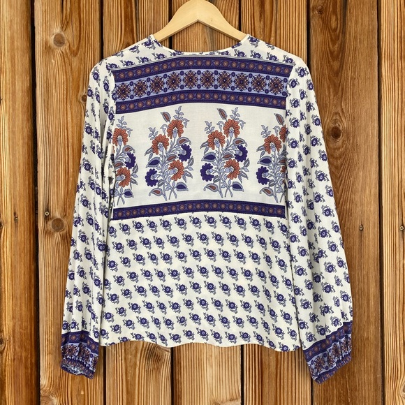 Arnhem Blouse - Picture 15 of 16